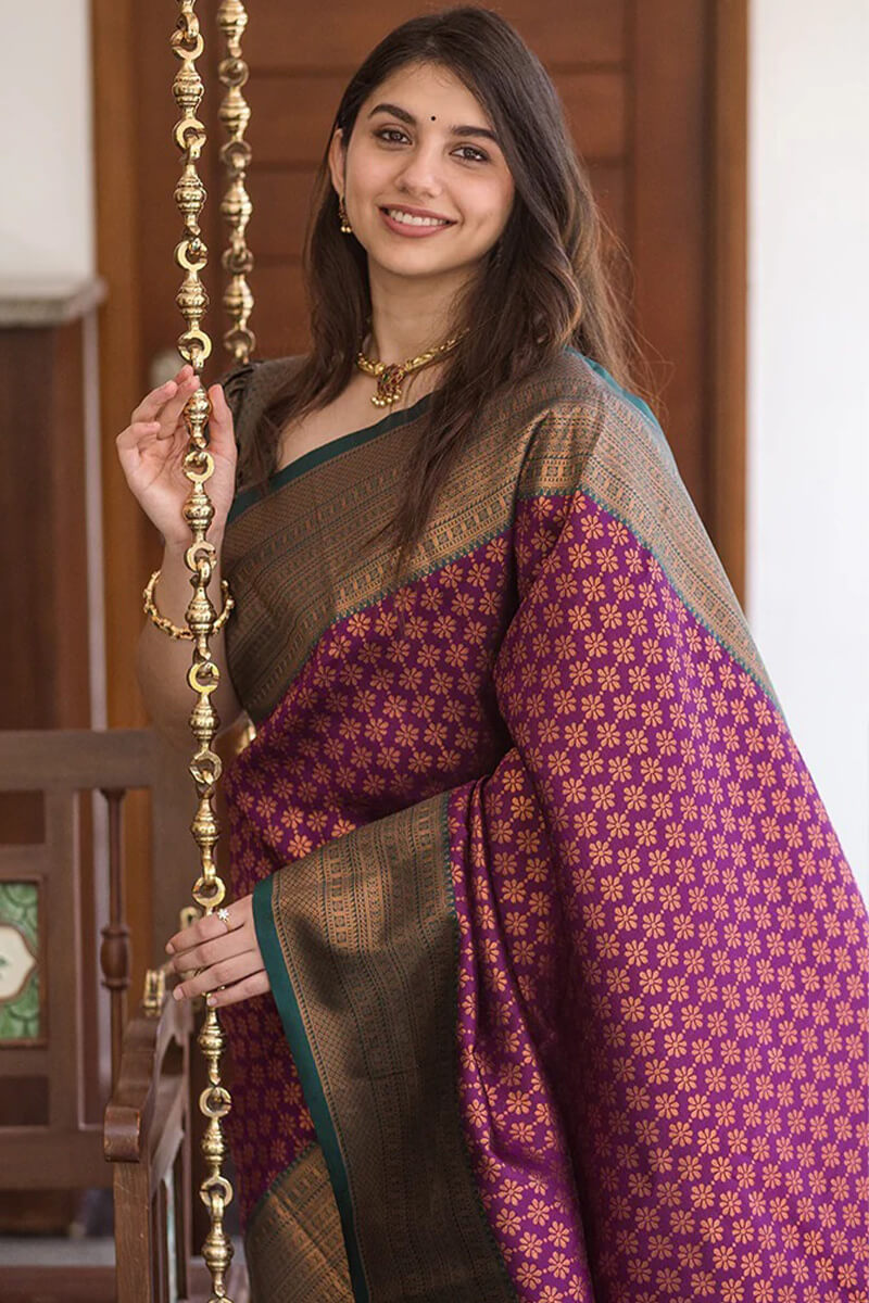 Resonant Purple Soft Silk Saree With Flattering Blouse Pieced