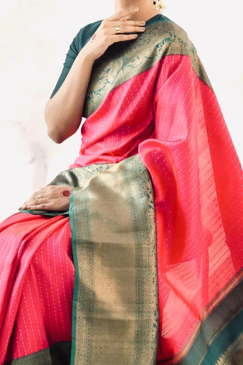 Tempting Pink Soft Silk Saree With Vestigial Blouse Piece