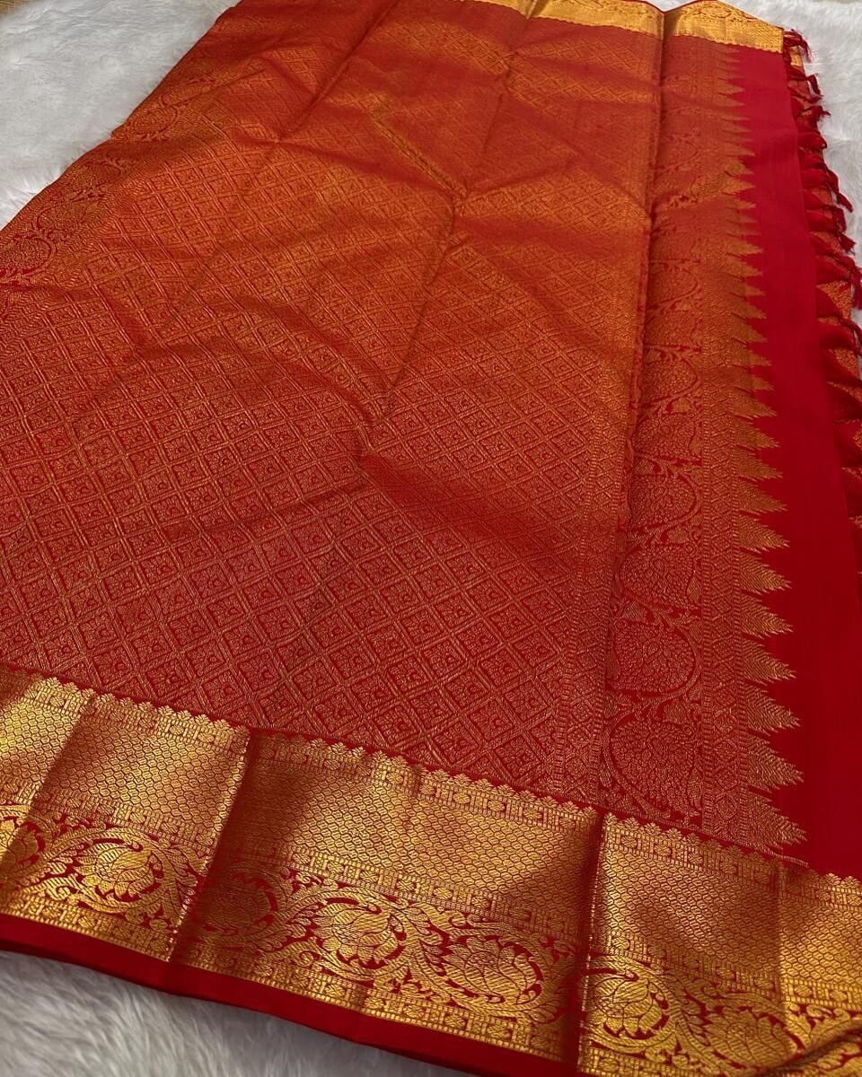 Transcendent Red Soft Banarasi Silk Saree With Profuse Blouse Piece