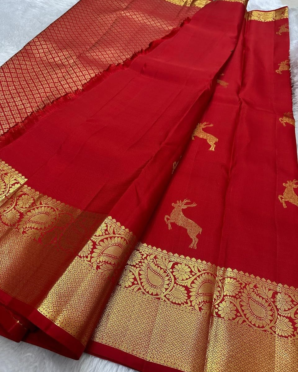 Supernal Red Soft Banarasi Silk Saree With Ornate Blouse Piece