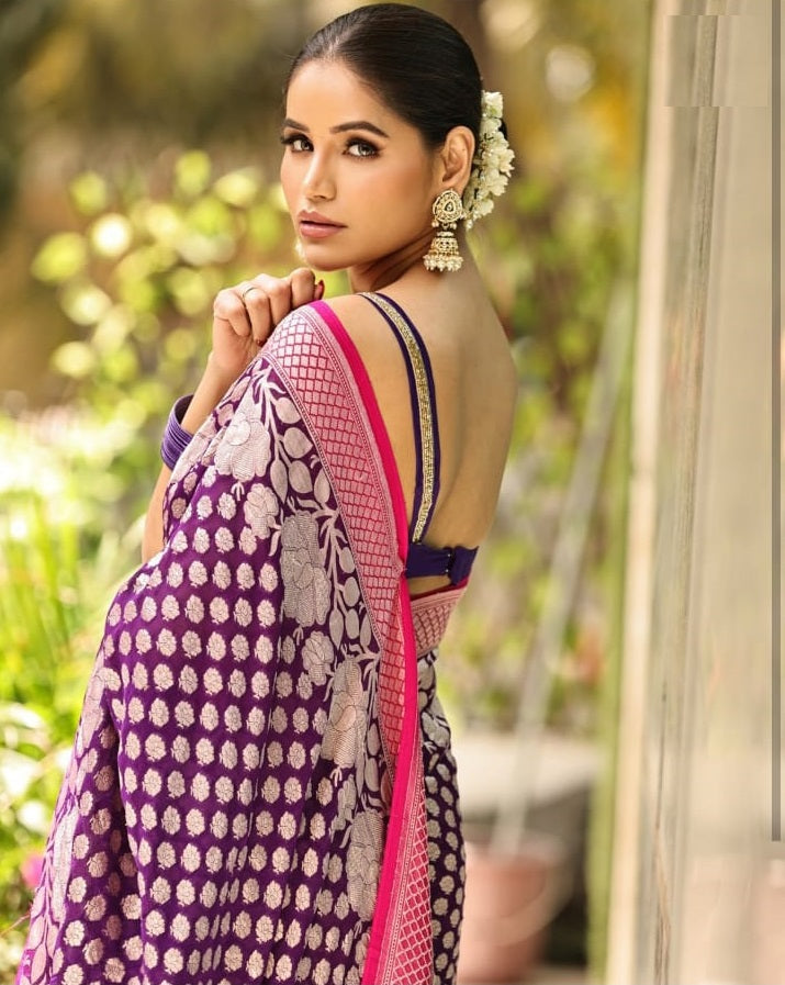 Aplomb Purple Soft Silk Saree With Allure Blouse Piece