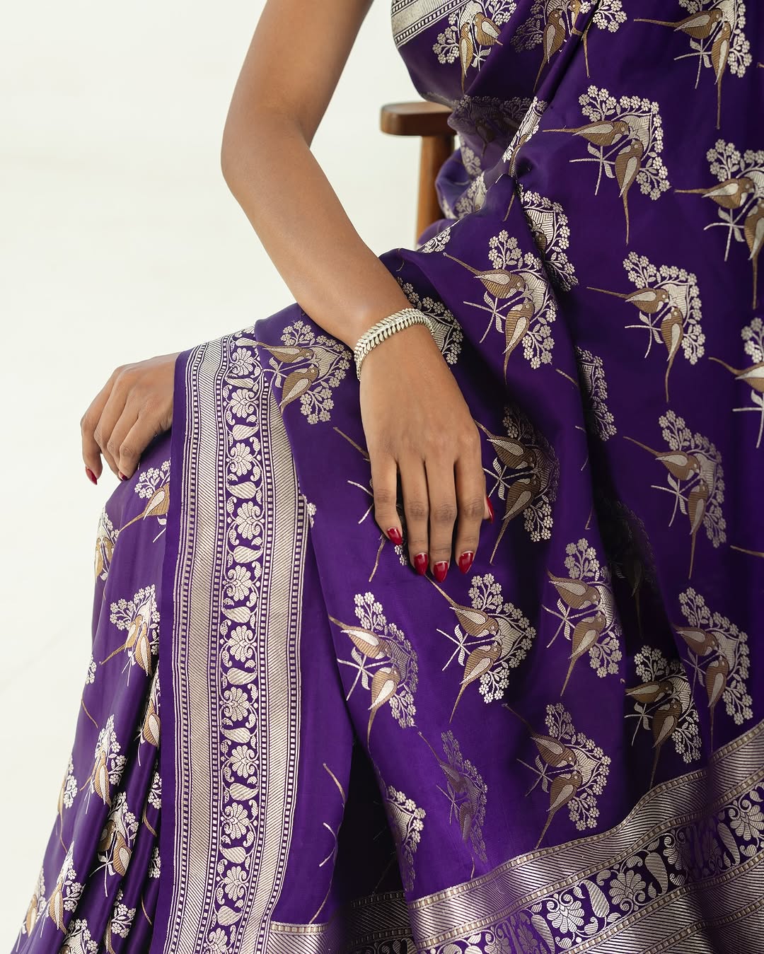 Exemplary Purple Soft Silk Saree With Effulgent Blouse Piece