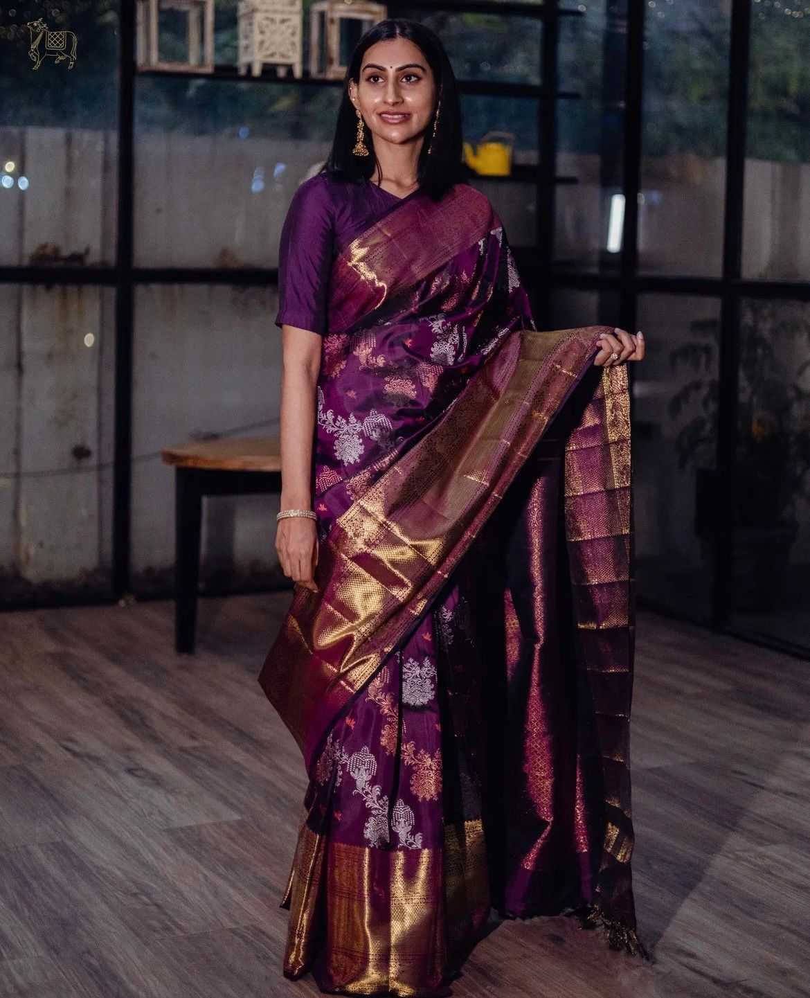 Prodigal Purple Soft Silk Saree With Nectarous Blouse Piece