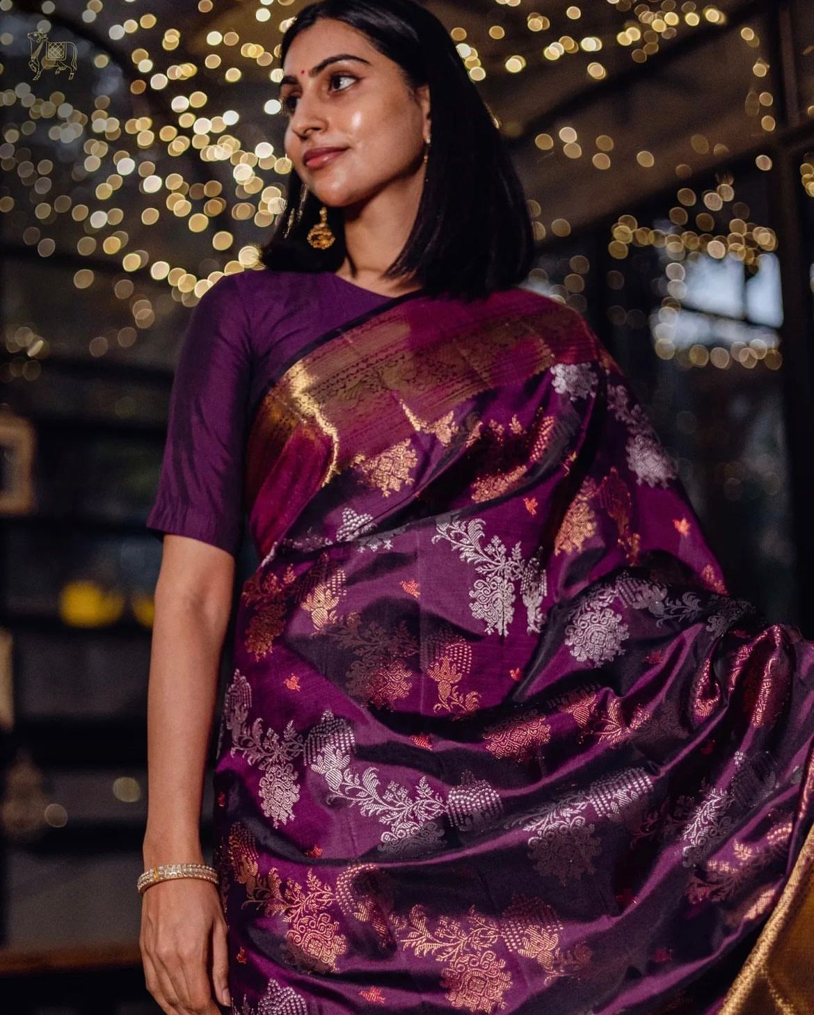 Prodigal Purple Soft Silk Saree With Nectarous Blouse Piece