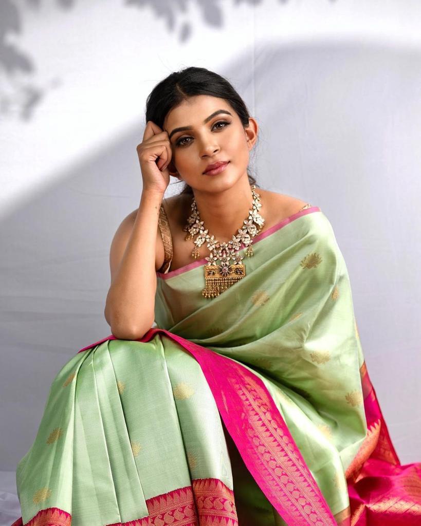 Demanding Pista Soft Silk Saree With Mesmeric Blouse Piece