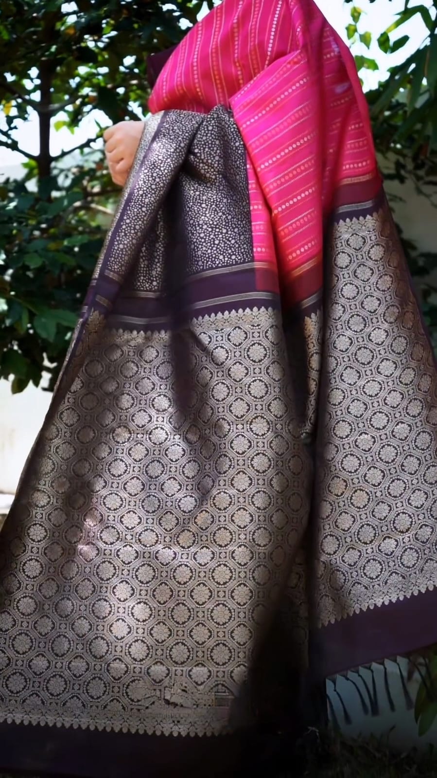 Glorious Dark Pink Soft Silk Saree With Prominent Blouse Piece