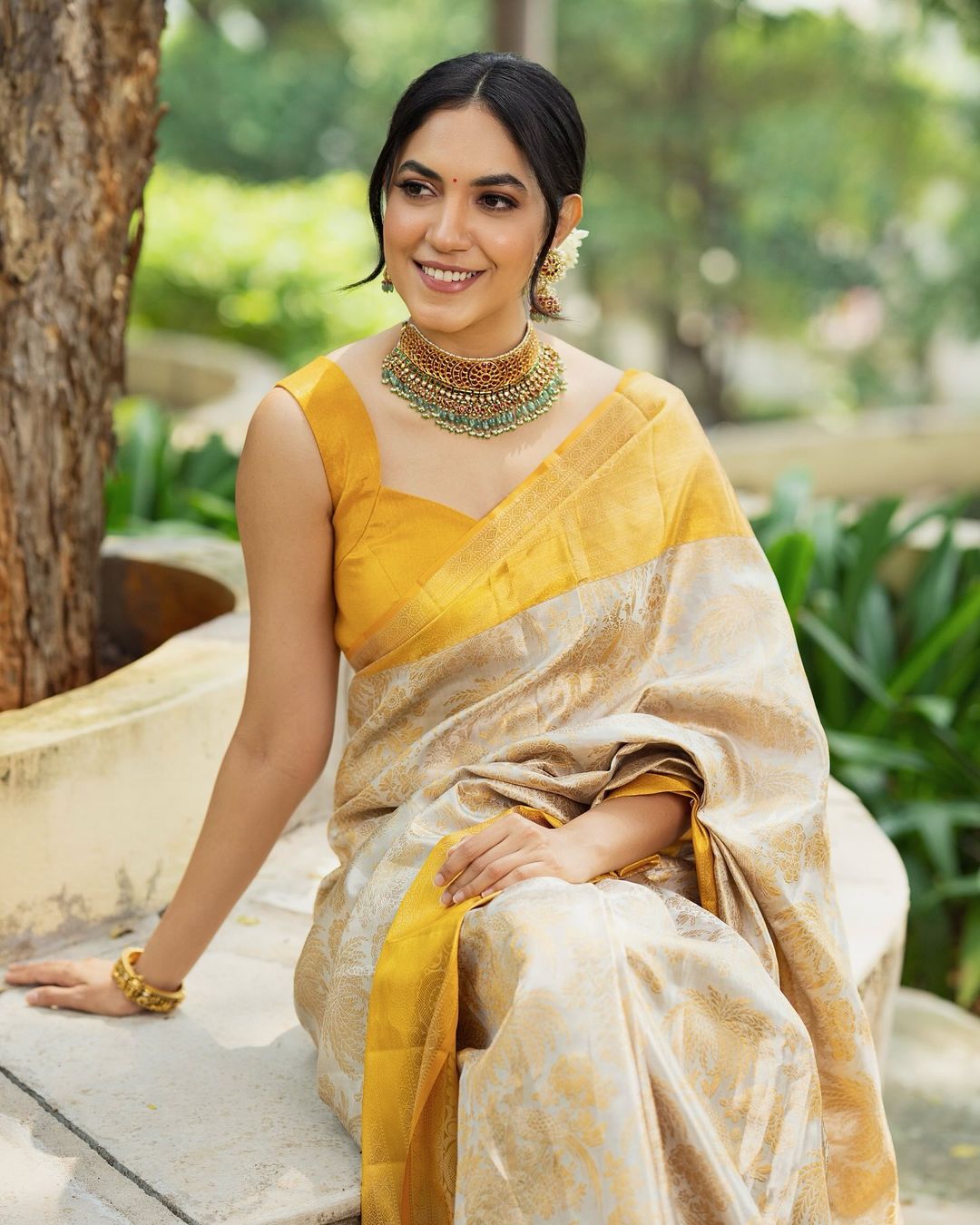 Bewitching Beige Soft Silk Saree With Brood Blouse Piece