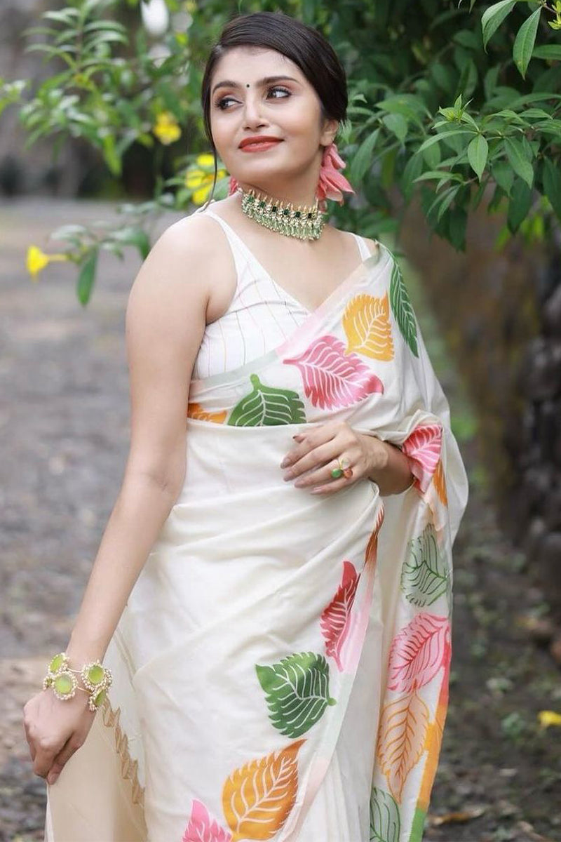 Enchanting White Soft Silk Saree With Efflorescence Blouse Piece