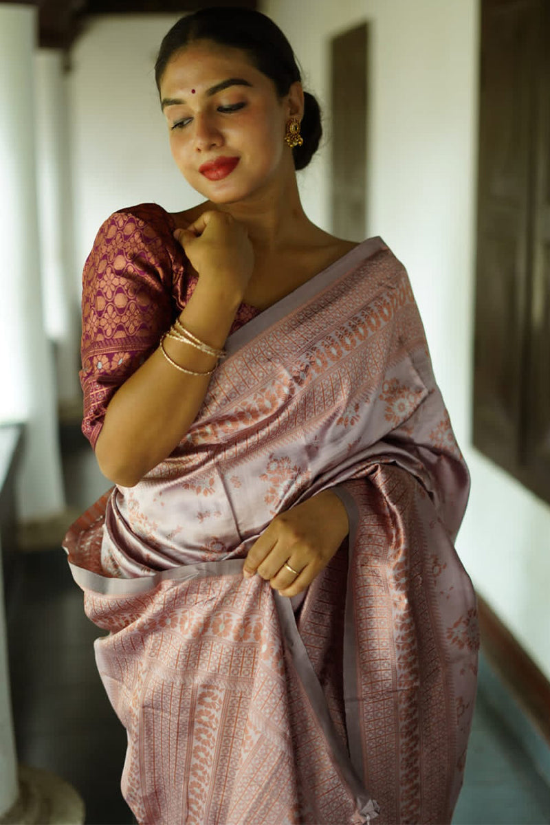 Ephemeral Grey Soft Silk Saree With Sizzling Blouse Piece