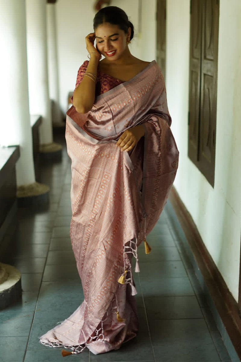 Ephemeral Grey Soft Silk Saree With Sizzling Blouse Piece