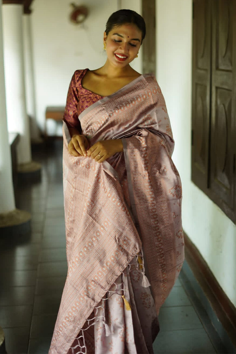 Ephemeral Grey Soft Silk Saree With Sizzling Blouse Piece