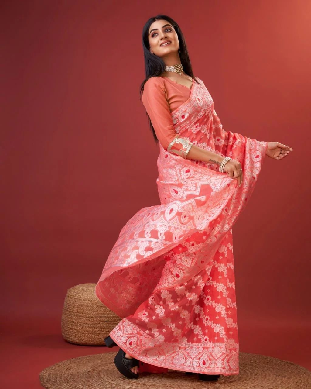 Evocative Peach Cotton Silk Saree With Ephemeral Blouse Piece