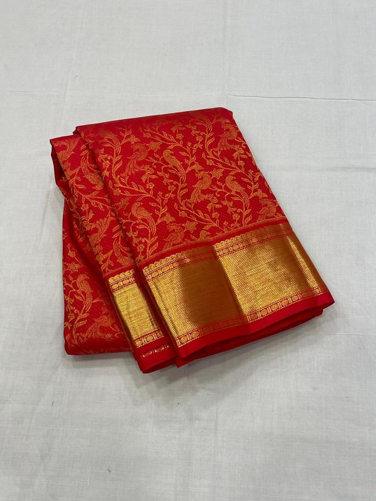 Glittering Red Soft Banarasi Silk Saree With Pretty Blouse Piece