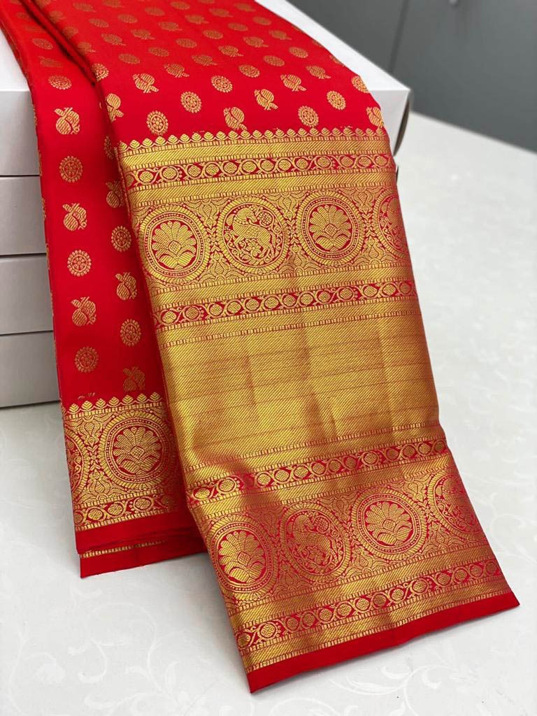 Charming Red Soft Silk Saree With Elegant Blouse Piece