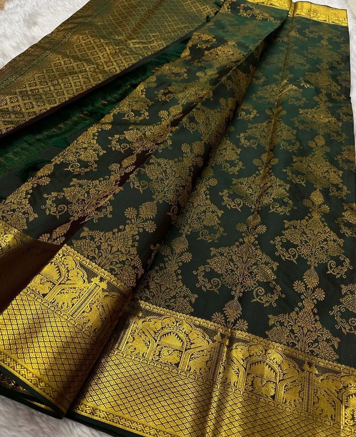 Glowing Dark Green Soft Banarasi Silk Saree With Serendipity Blouse Piece