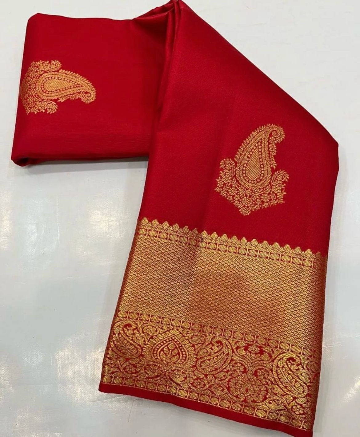 Brood Red Soft Silk Saree With Supernal Blouse Piece