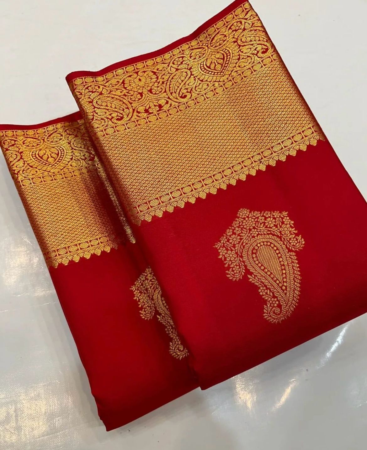 Brood Red Soft Silk Saree With Supernal Blouse Piece