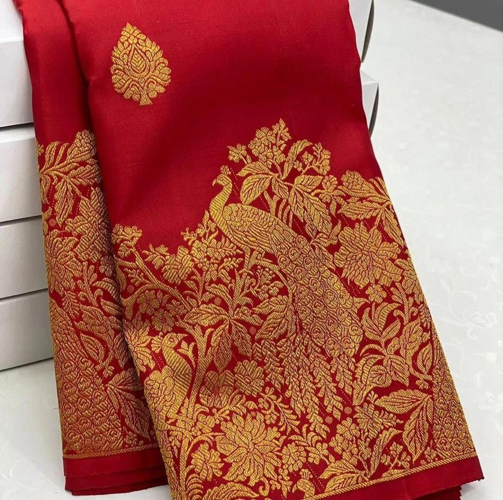 Breathtaking Red Soft Banarasi Silk Saree With Deserving Blouse Piece