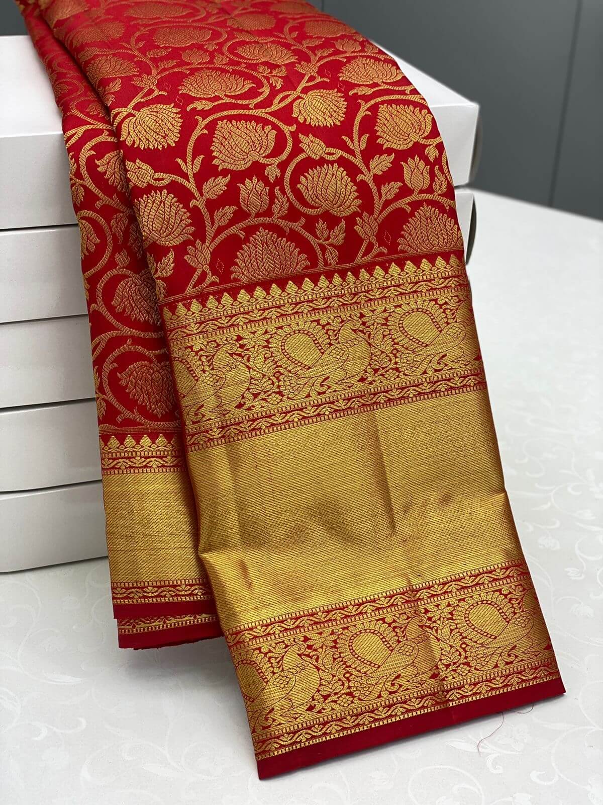 Energetic Red Kanjivaram Silk Saree With Seraglio Blouse Piece