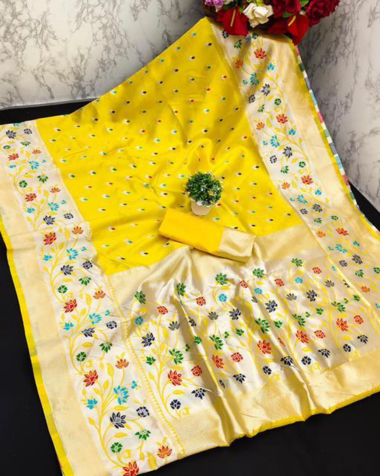 Lovely Yellow Paithani Silk Saree With Bewitching Blouse Piece