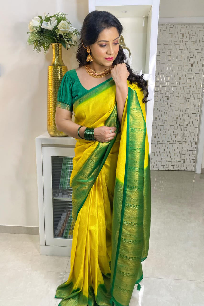 Propinquity Lemon Soft Silk Saree With Enthralling Blouse Piece