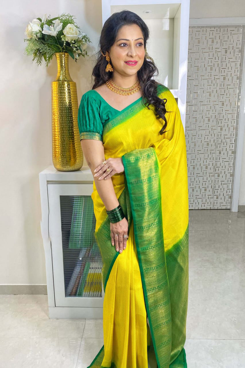 Propinquity Lemon Soft Silk Saree With Enthralling Blouse Piece