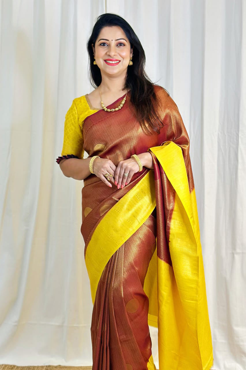 Splendorous Yellow Soft Silk Saree With Alluring Blouse Piece