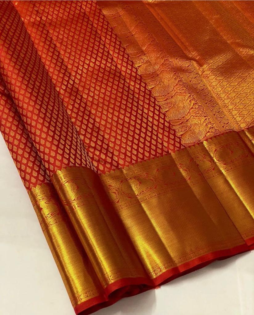 Delectable Red Kanjivaram Silk Saree With Classic Blouse Piece