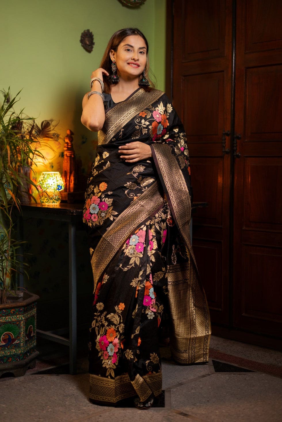 Susurrous Black Soft Banarasi Silk Saree With Amiable Blouse Piece