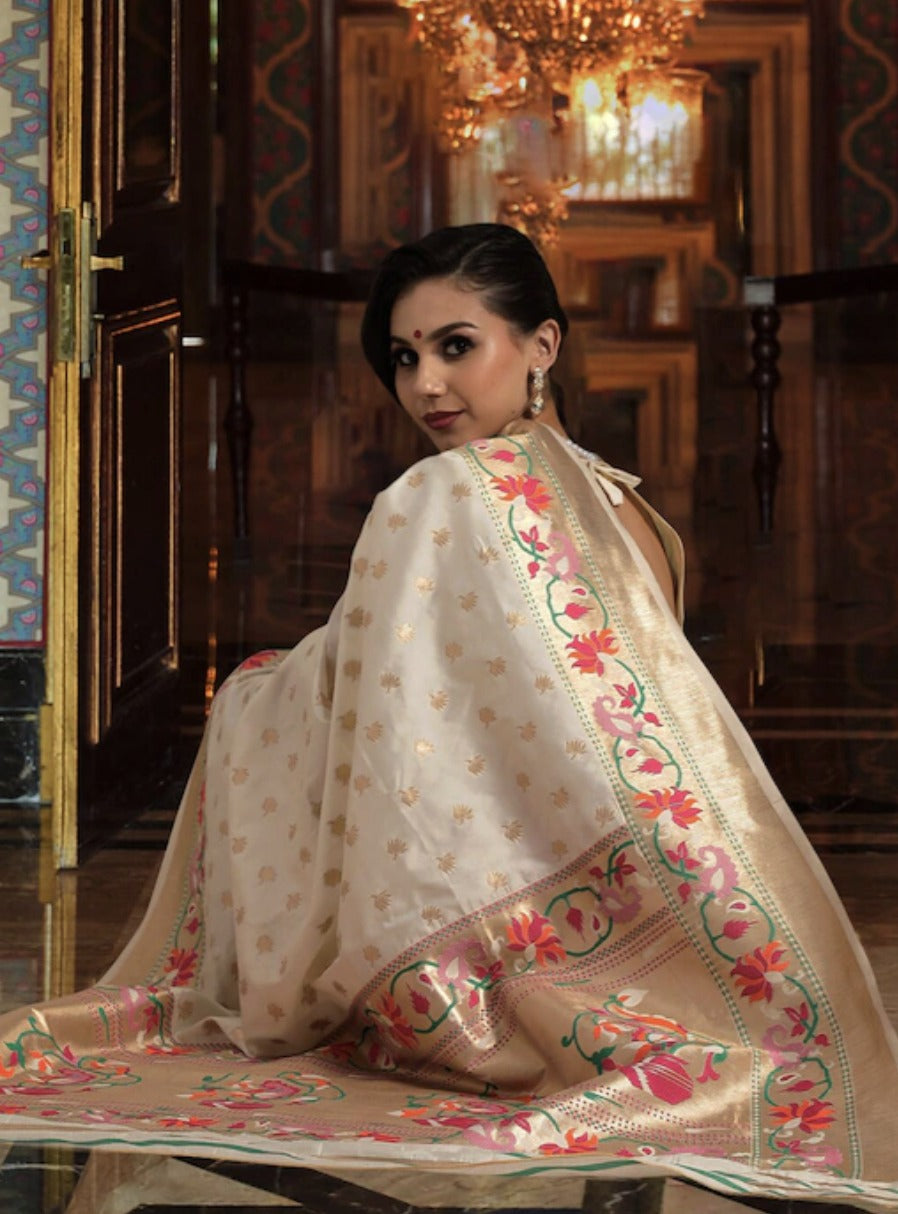 Mesmerising Off White Paithani Silk Saree With Conflate Blouse Piece