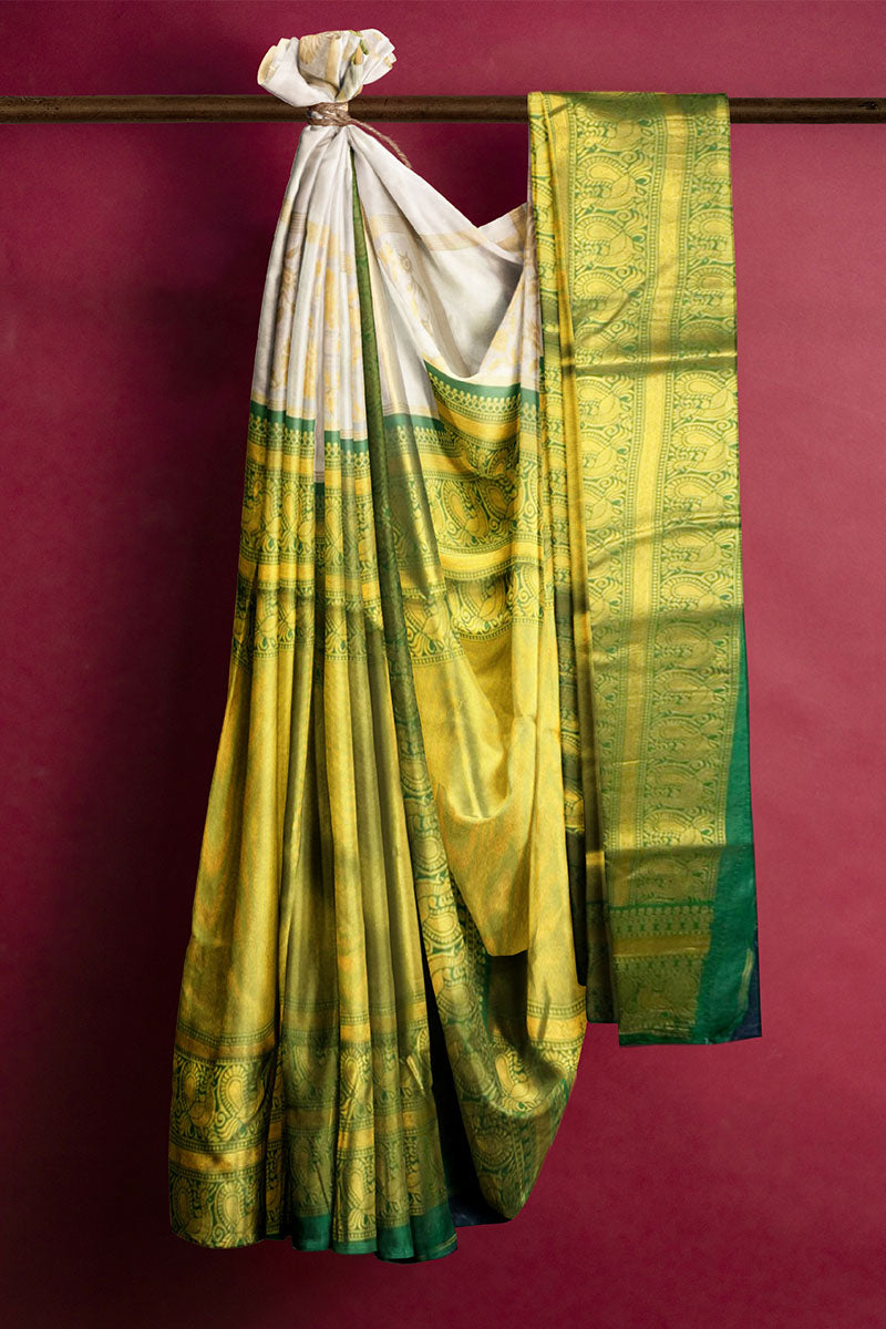 Wonderful White Soft Banarasi Silk Saree With Fantabulous Blouse Piece