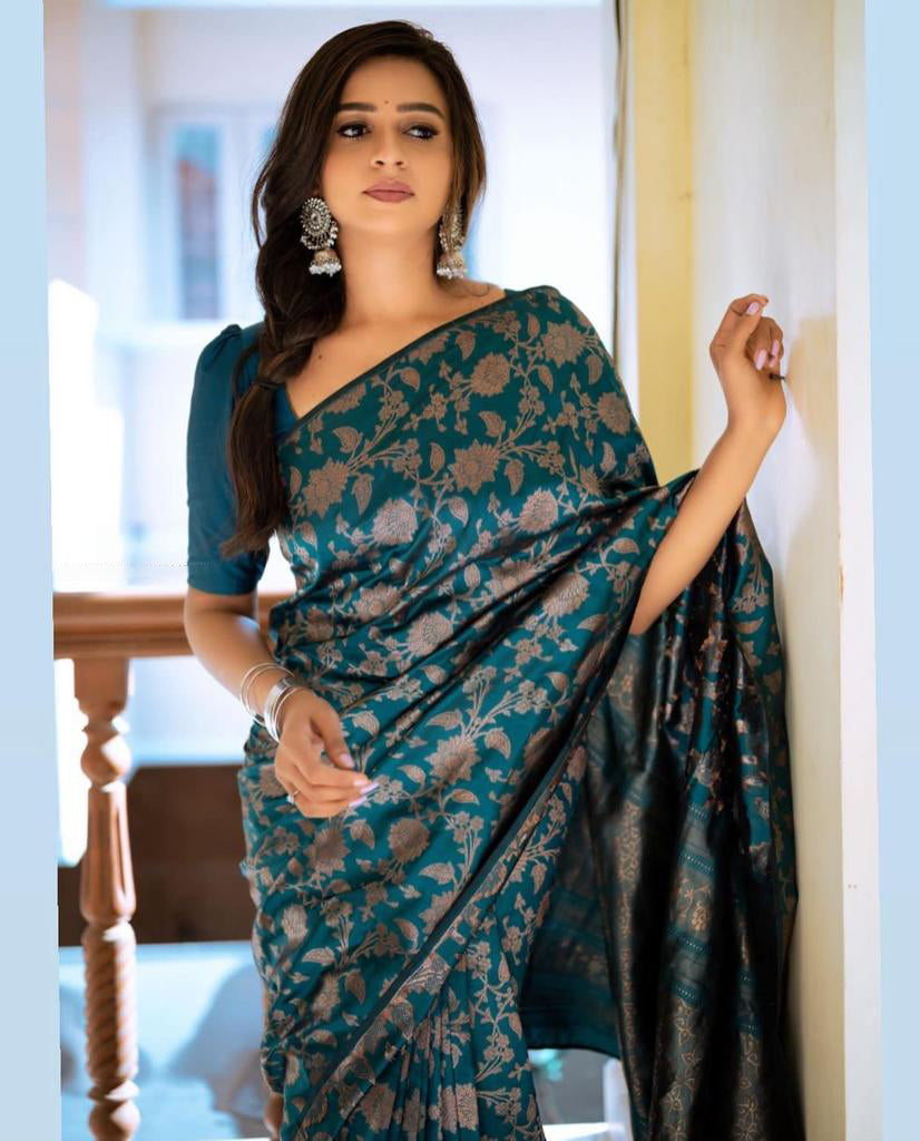 Trendy Rama Soft Silk Saree With Capricious Blouse Piece