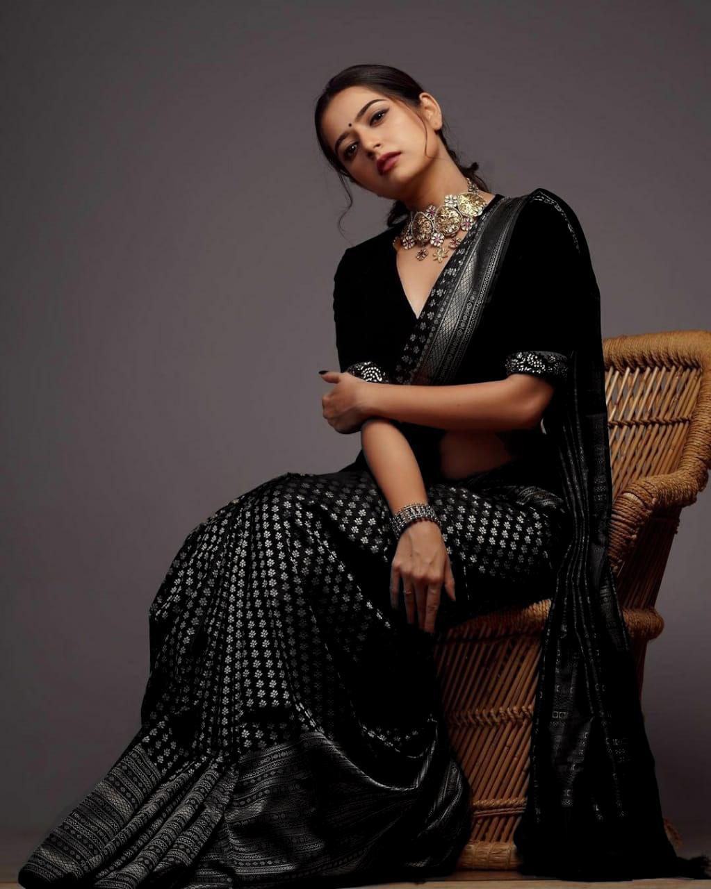 Radiant Black Soft Silk Saree With Ephemeral Blouse Piece