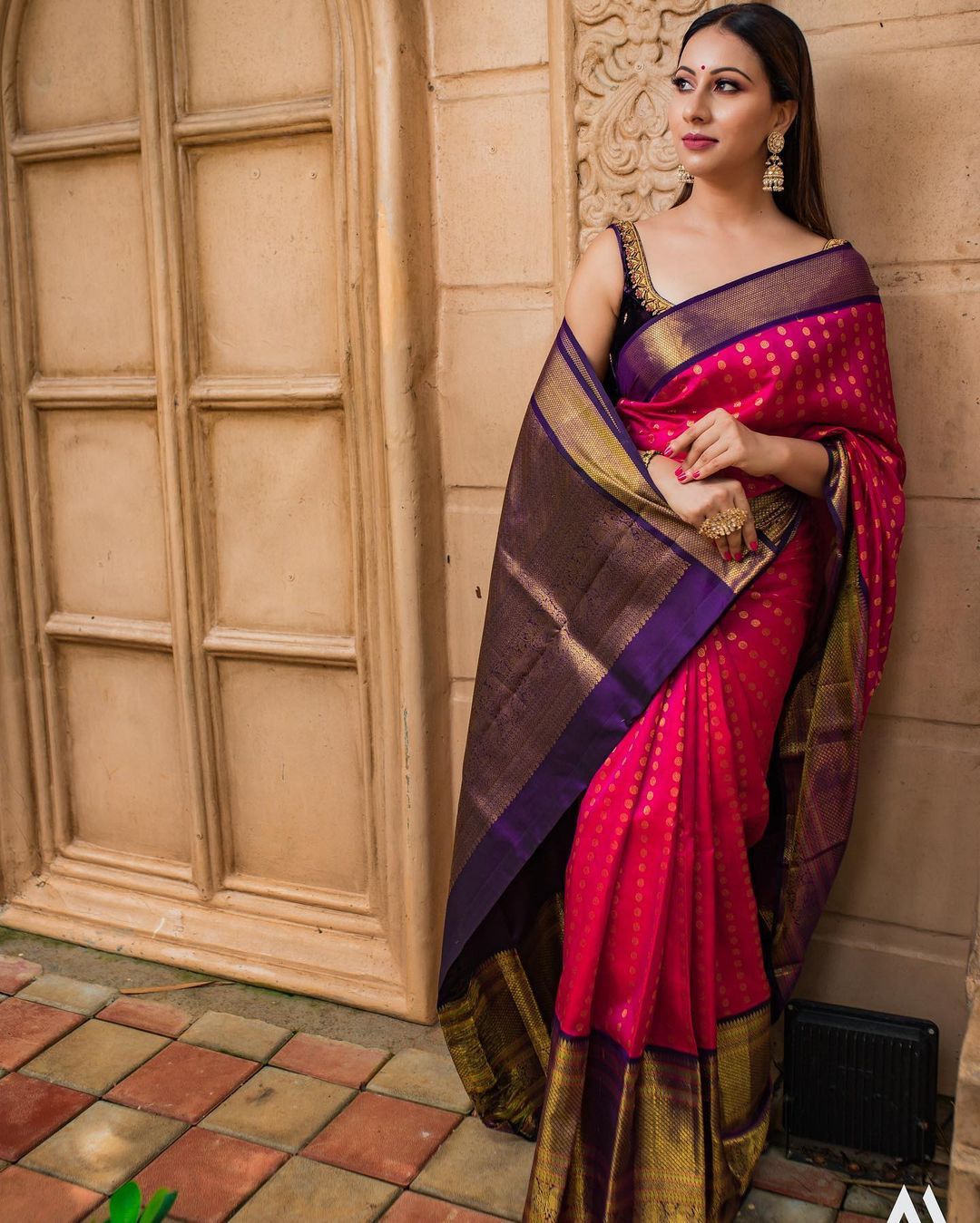 Pleasant Dark Pink Soft Banarasi Silk Saree With Enticing Blouse Piece