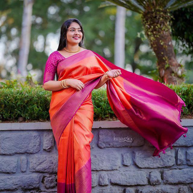 Imaginative Orange Soft Silk Saree With Desuetude Blouse Piece