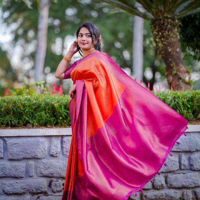 Imaginative Orange Soft Silk Saree With Desuetude Blouse Piece