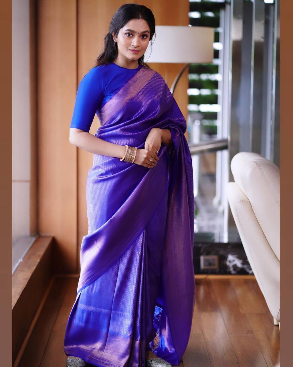 Flaunt Blue Soft Silk Saree With Gorgeous Blouse Piece