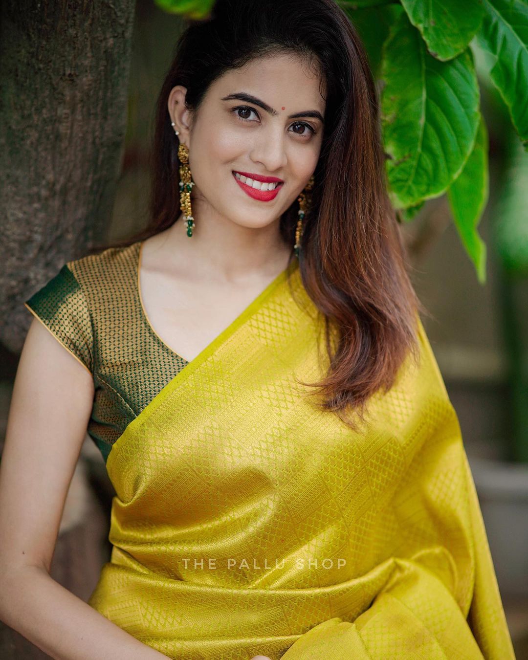 Enchanting Yellow Soft Silk Saree With Desiring Blouse Piece