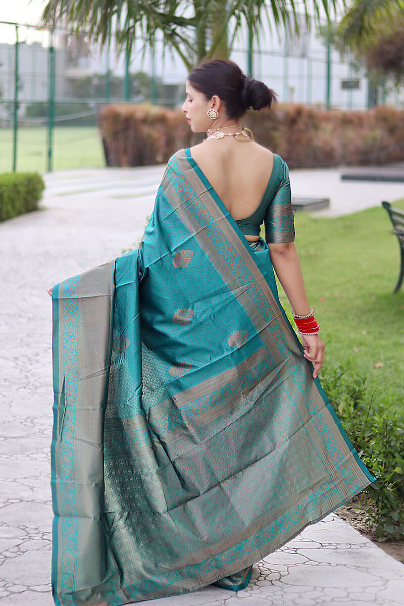 Transcendent Rama Soft Banarasi Silk Saree With Pleasurable Blouse Piece