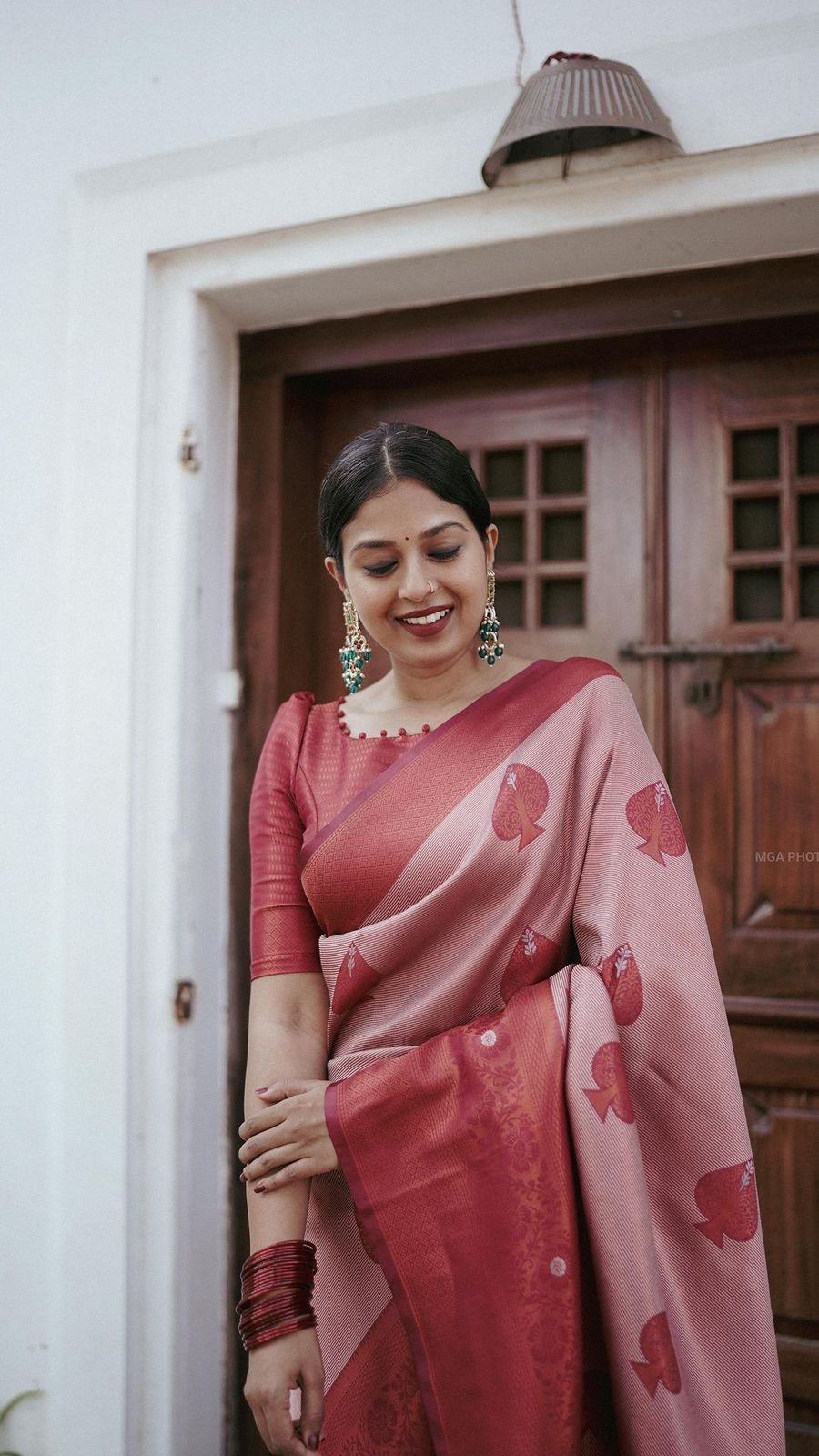 Enigmatic Pink Soft Silk Saree With Exceptional Blouse Piece