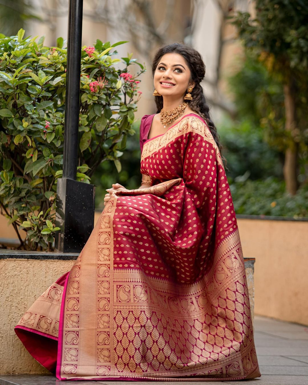 Chatoyant Maroon Soft Banarasi Silk Saree With Capricious Blouse Piece