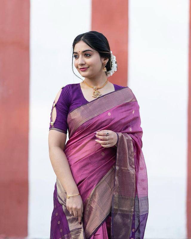 Ethnic Lavender Soft Silk Saree With Imbrication Blouse Piece