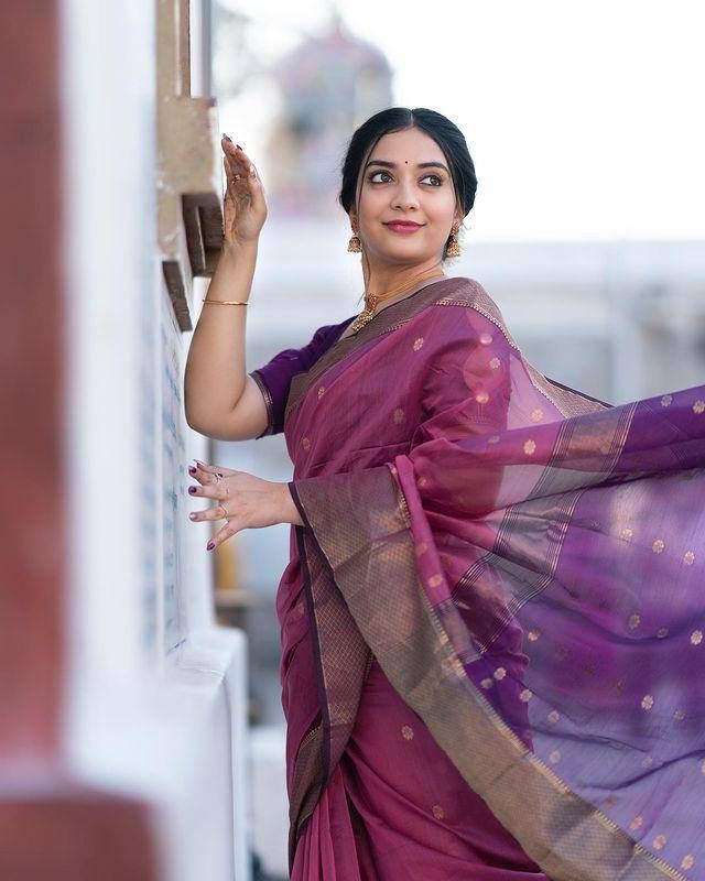 Ethnic Lavender Soft Silk Saree With Imbrication Blouse Piece