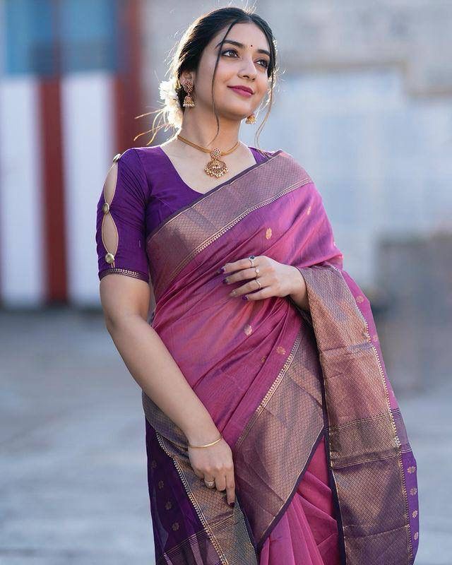 Ethnic Lavender Soft Silk Saree With Imbrication Blouse Piece