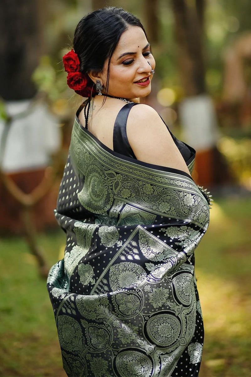 Dulcet Black Soft Silk Saree With Mesmerising Blouse Piece