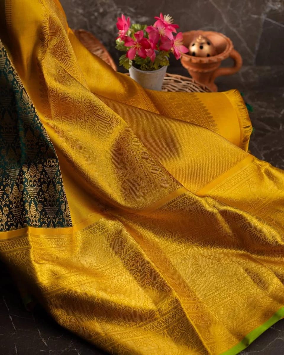 Prodigal Green Soft Banarasi Silk Saree With Adorable Blouse Piece