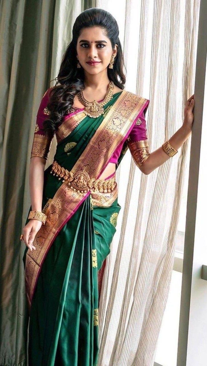 Deserving Green Soft Silk Saree With Prettiest Blouse Piece