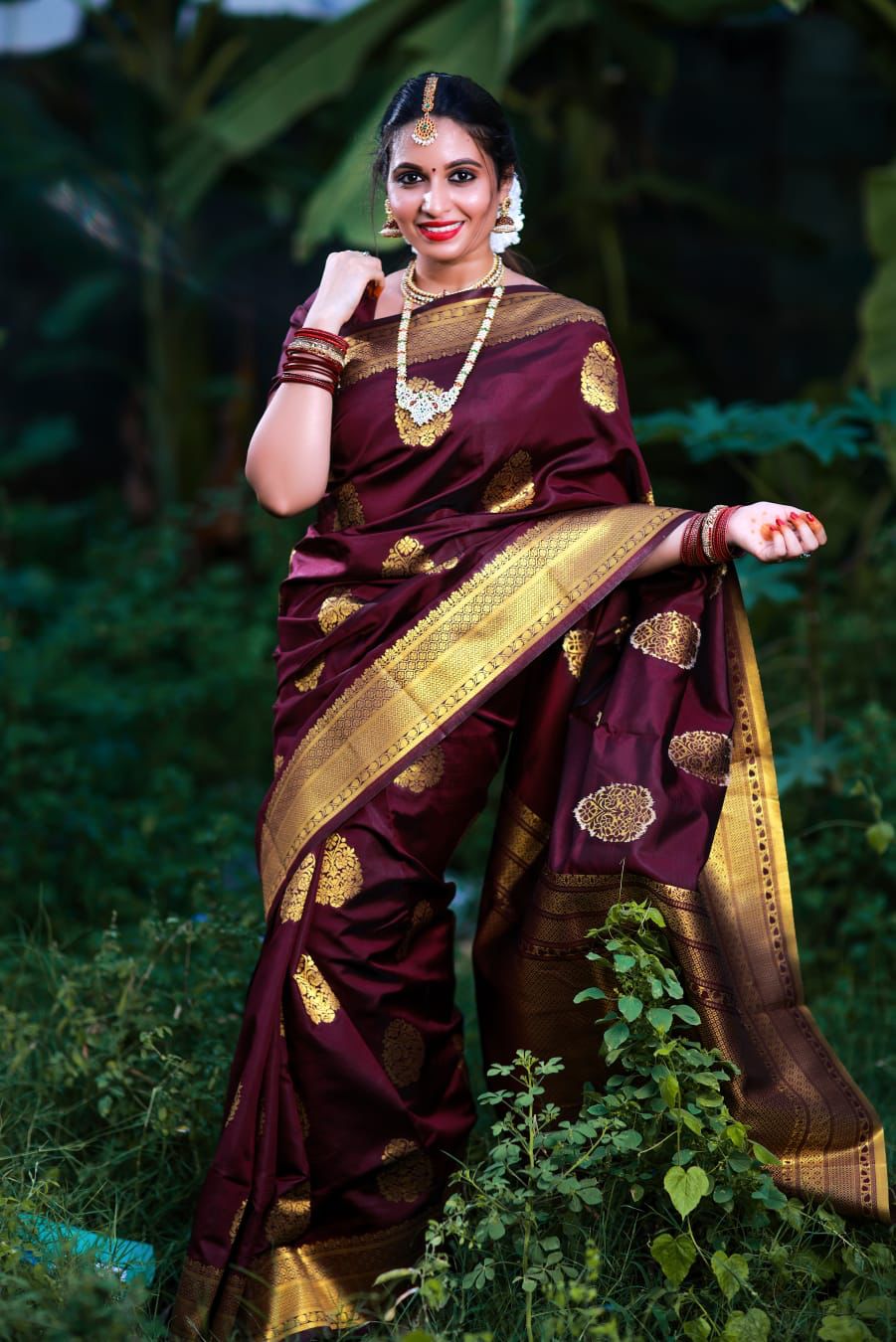 Glamorous Wine Soft Banarasi Silk Saree With Devastating Blouse Piece