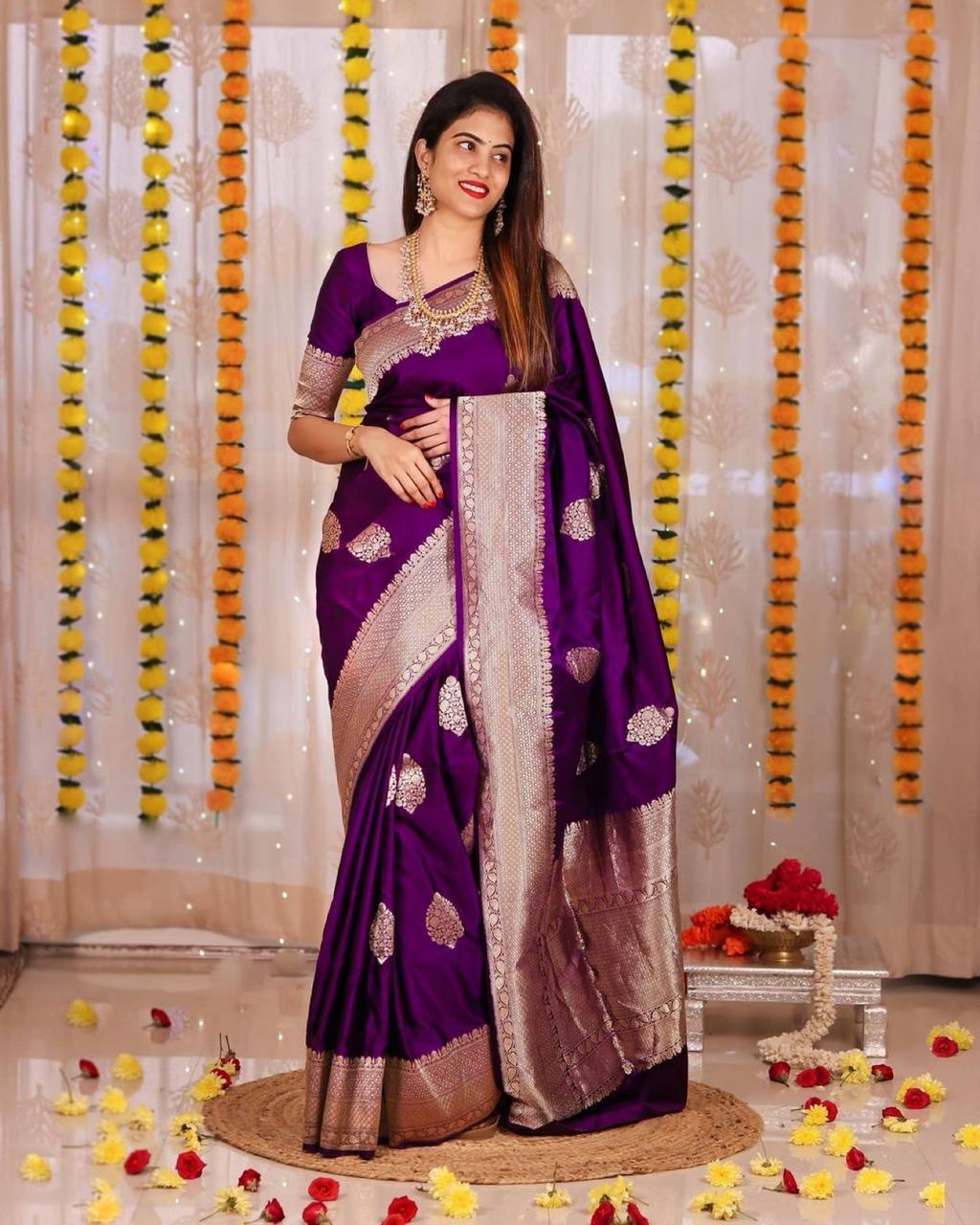 Eclat Purple Soft Banarasi Silk Saree With Surreptitious Blouse Piece