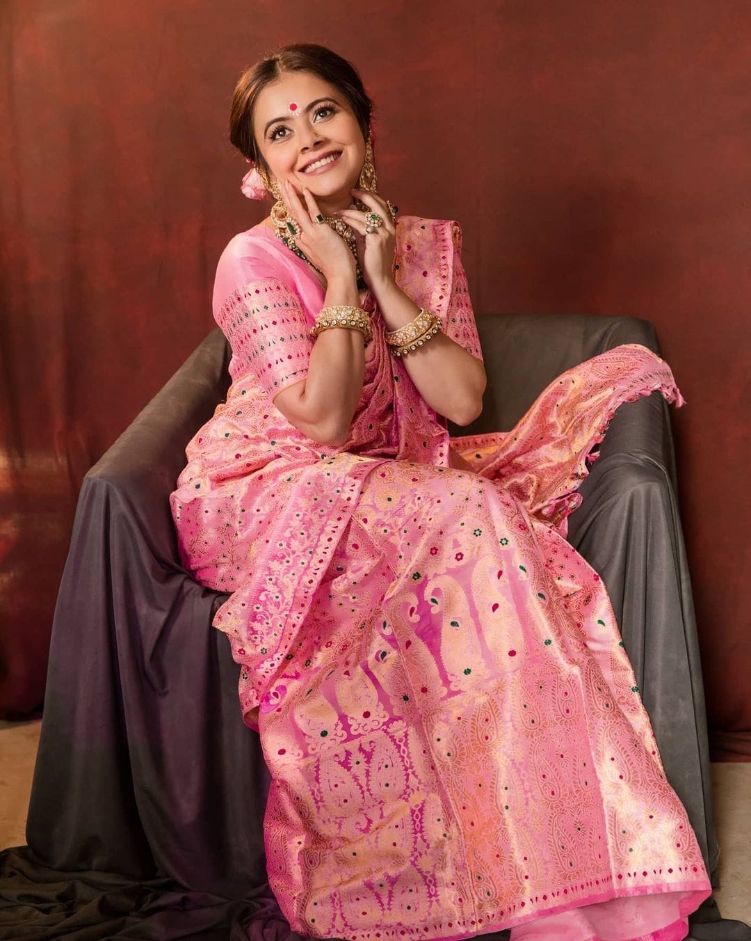 Enigmatic Pink Soft Silk Saree With Incredible Blouse Piece